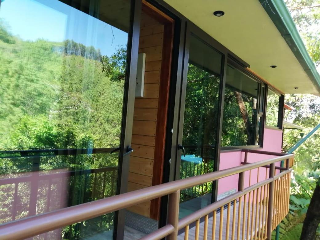 Park Hotel Santa Cruz Verapaz Exteriör bild