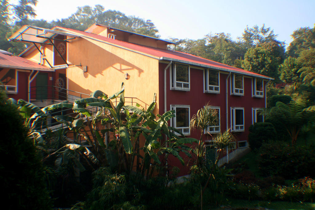 Park Hotel Santa Cruz Verapaz Exteriör bild